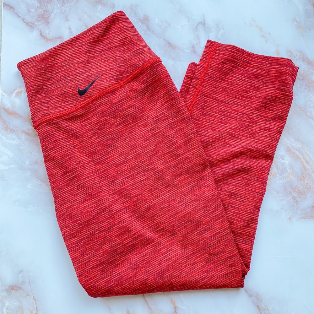 💥Nike 3/4 length capri leggings💥